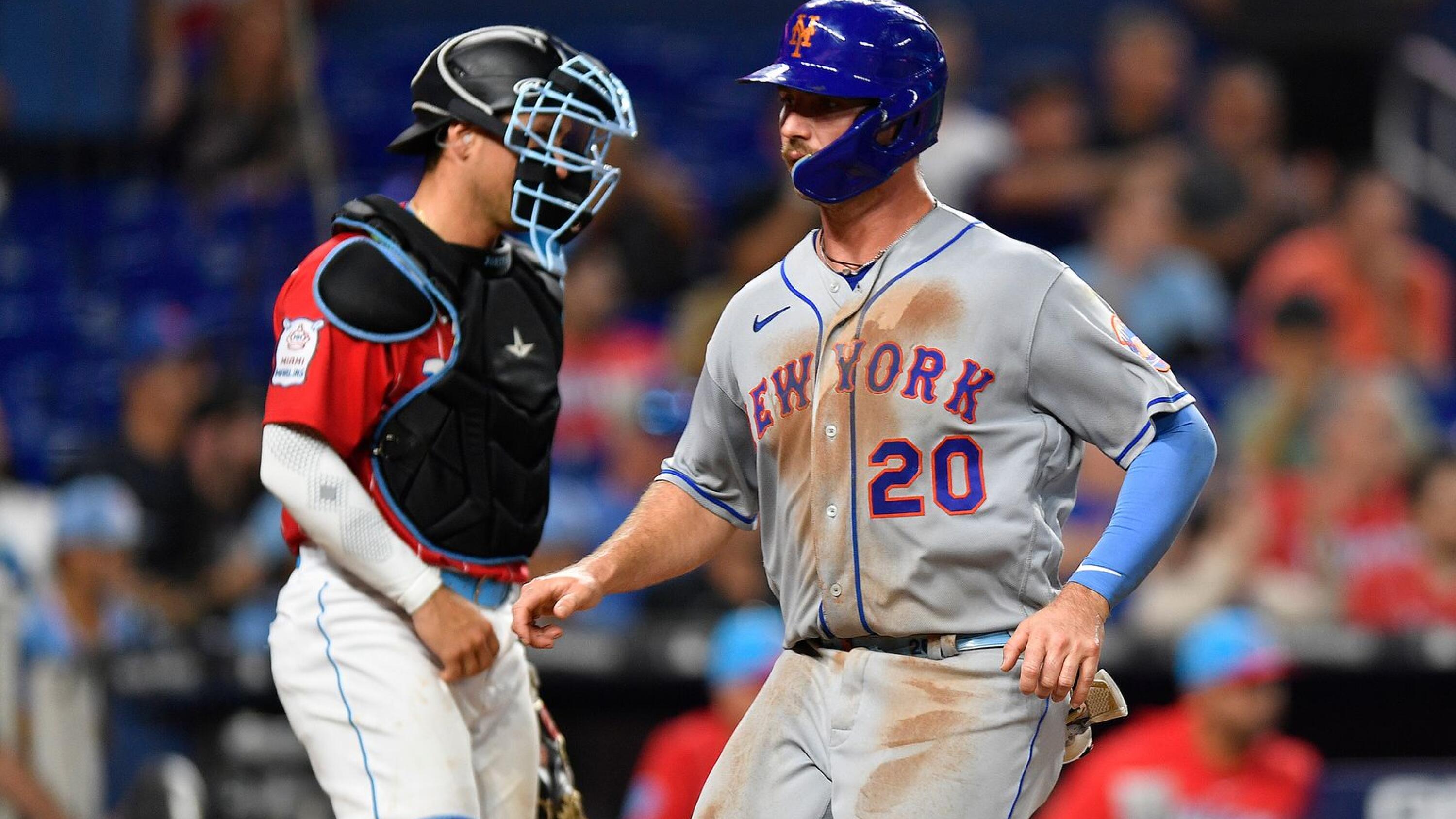 Alonso's RBI double sparks Mets in 6-2 win over Marlins