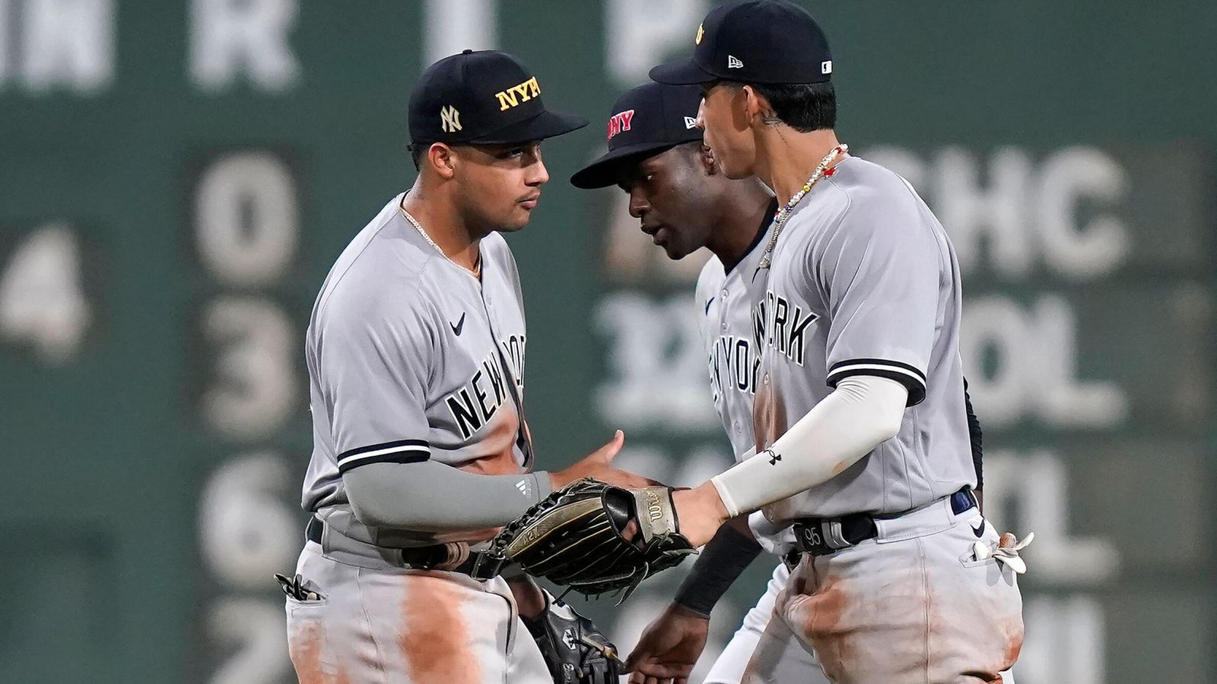 Yankees sweep Fenway Park doubleheader for first time since 2006