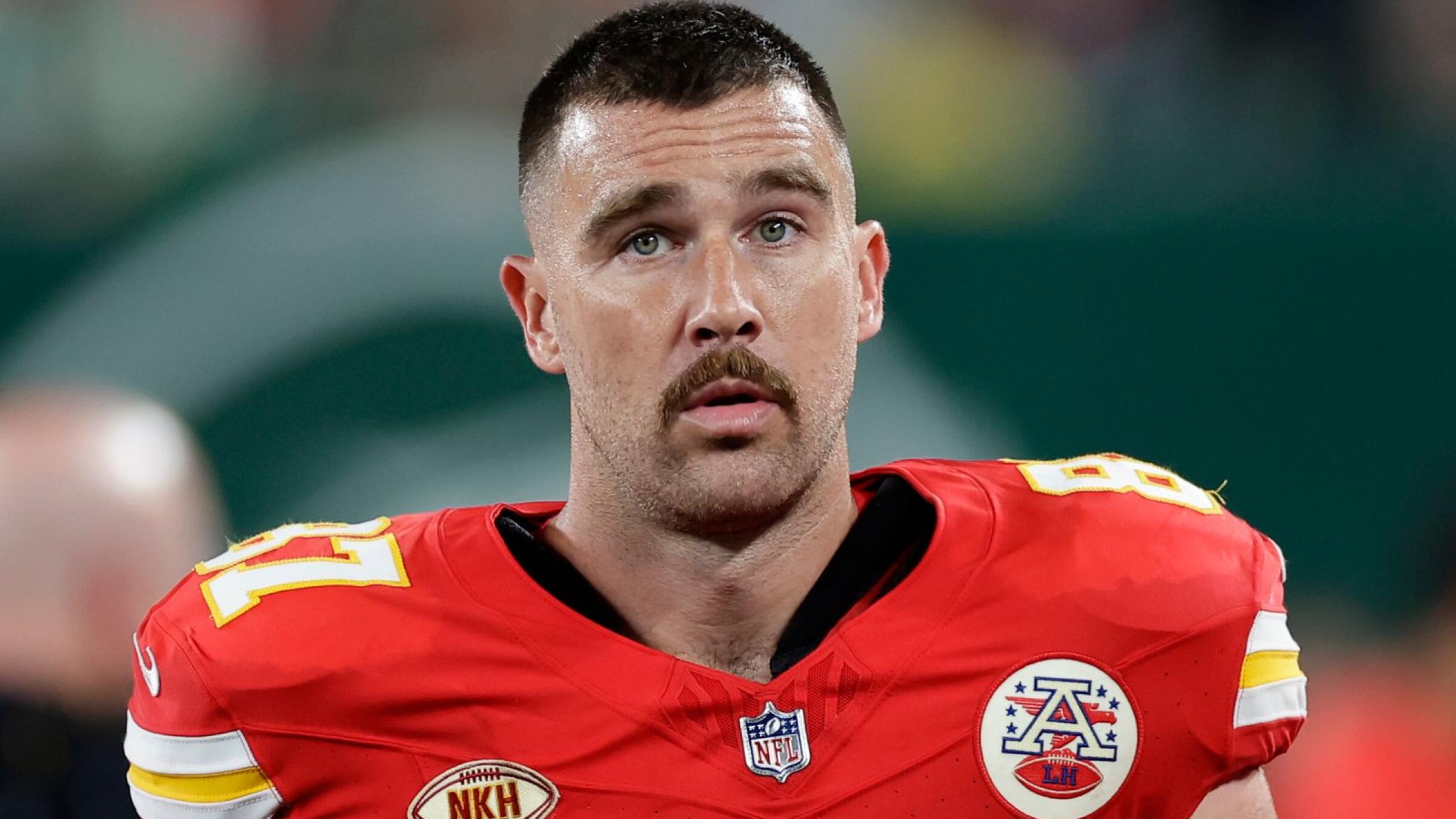 Travis Kelce Says Taylor Swift 'Looked Amazing' at Chiefs Game