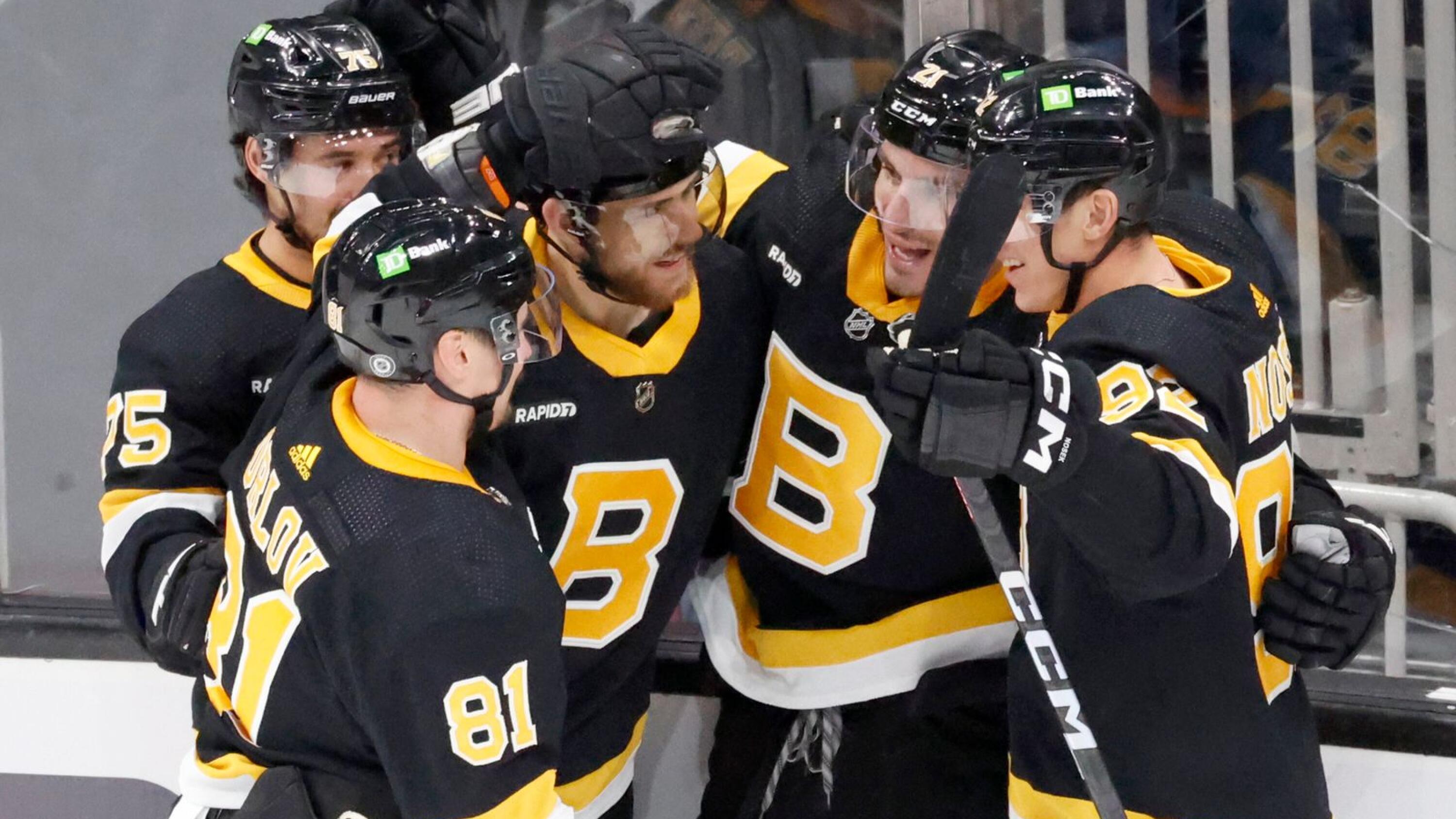 Bruins fastest to 50 wins in NHL history, Red Wings 3-2