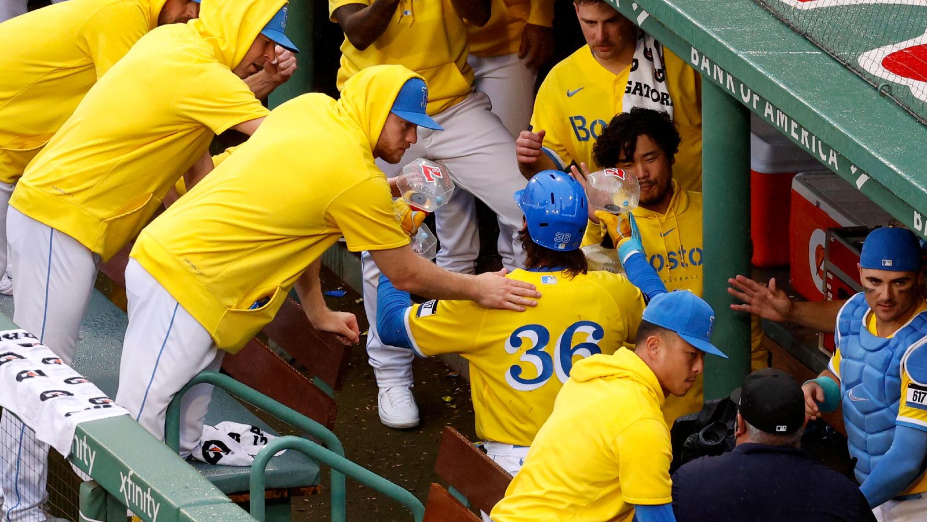 Boston Red Sox wearing yellow and blue uniforms for all three games against  Orioles 
