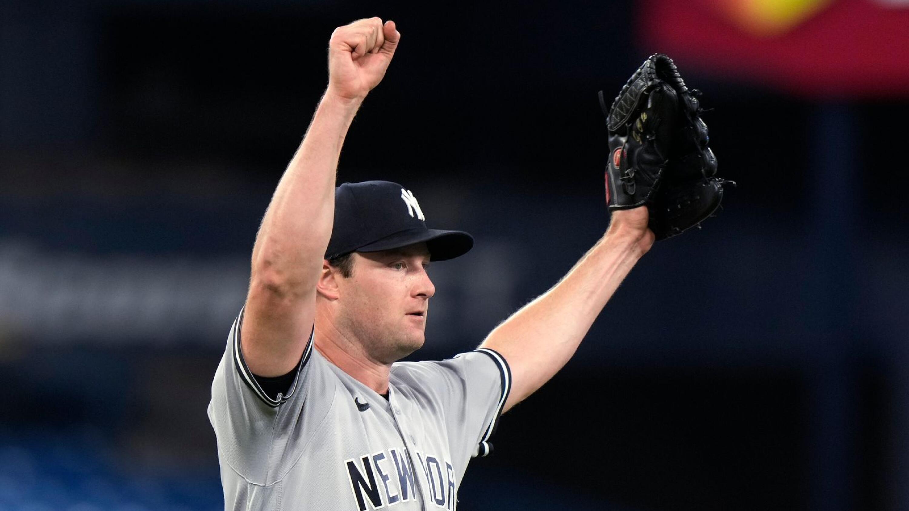 Cole pitches 2-hitter to near ERA title, Judge homers twice and