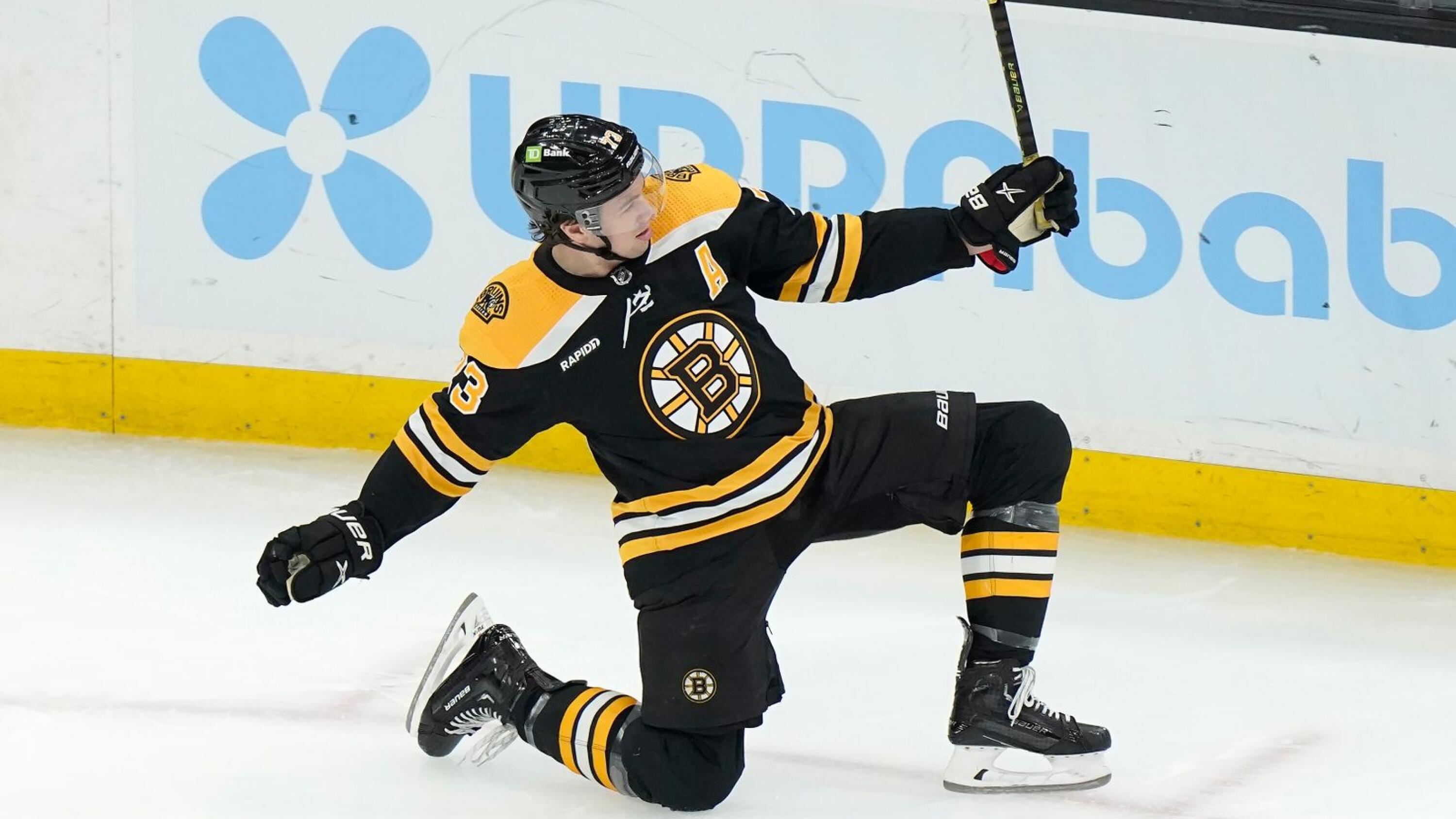 Bruins beat the winless Sharks 3-1 for their 3rd straight win to