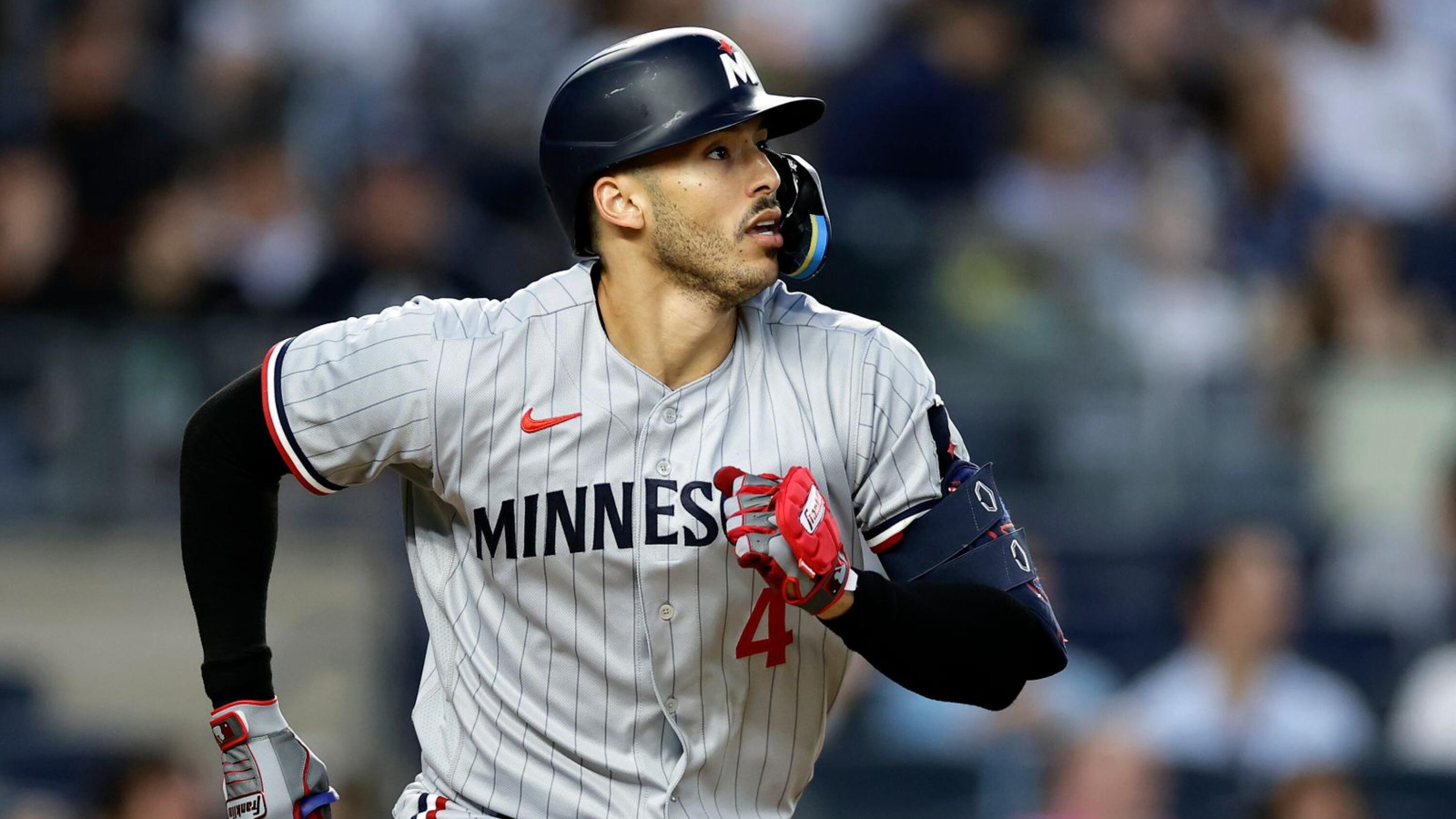 Twins score nine runs in first and rout Yankees in the Bronx