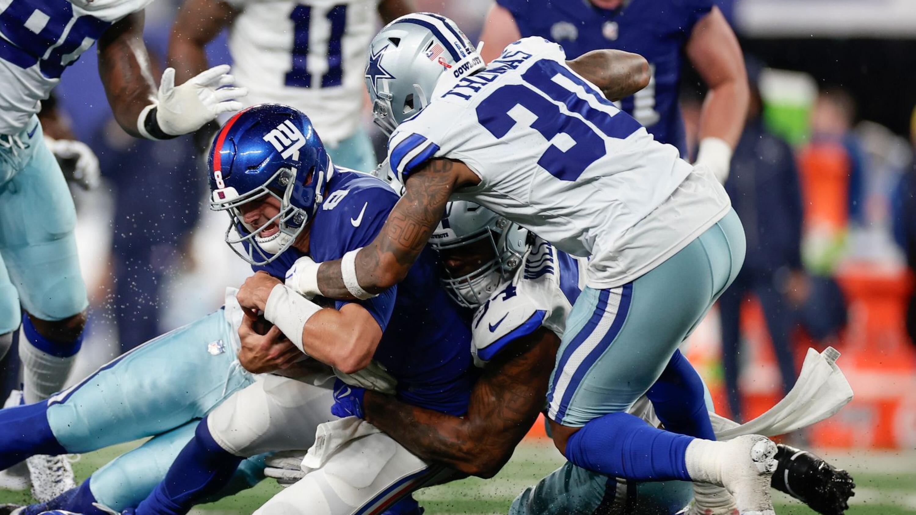 Cowboys rip error-prone Giants 40-0 for worst shutout loss in the