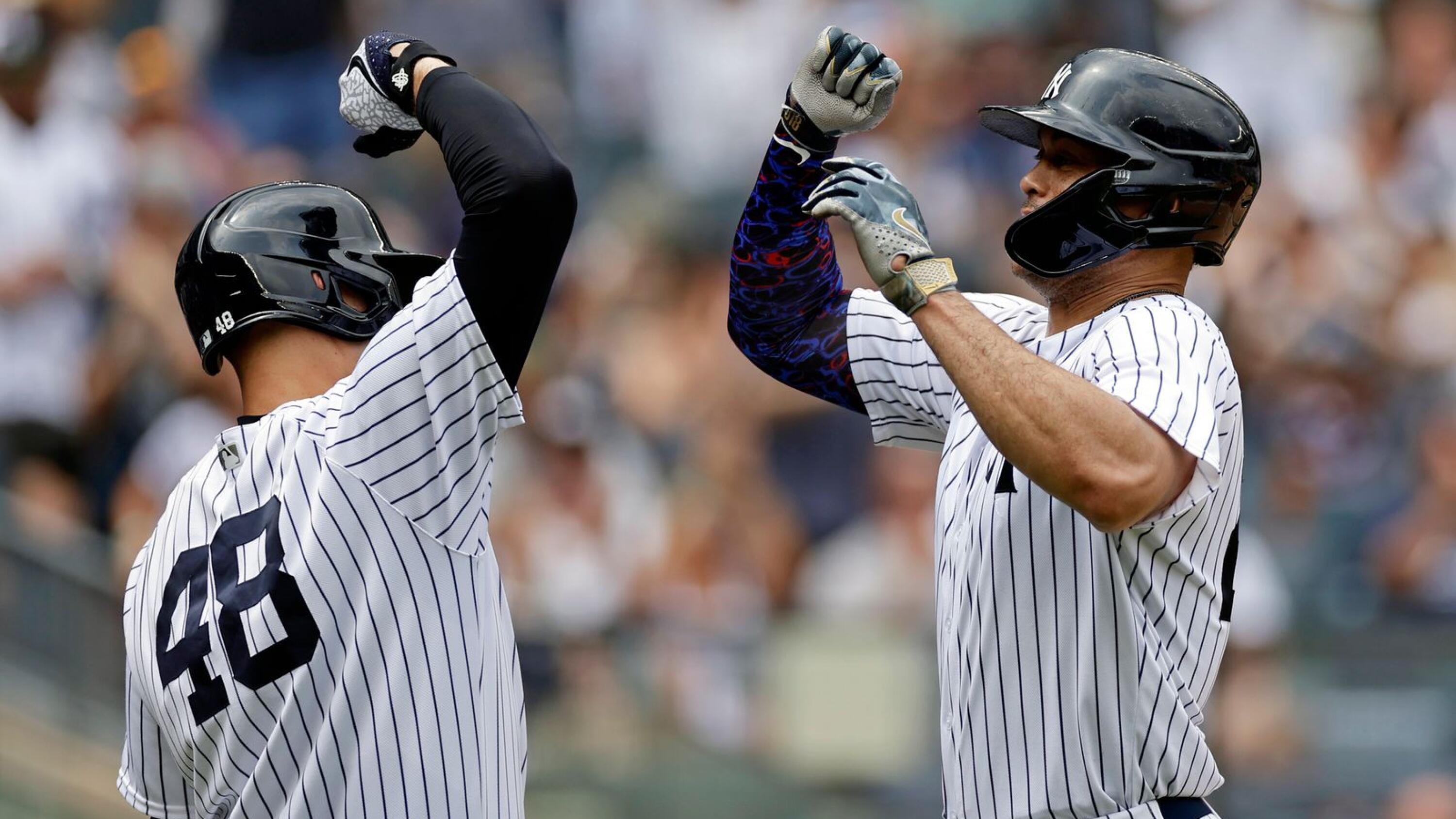 Stanton homers twice as Yankees rebound with 6-3 win over Cubs