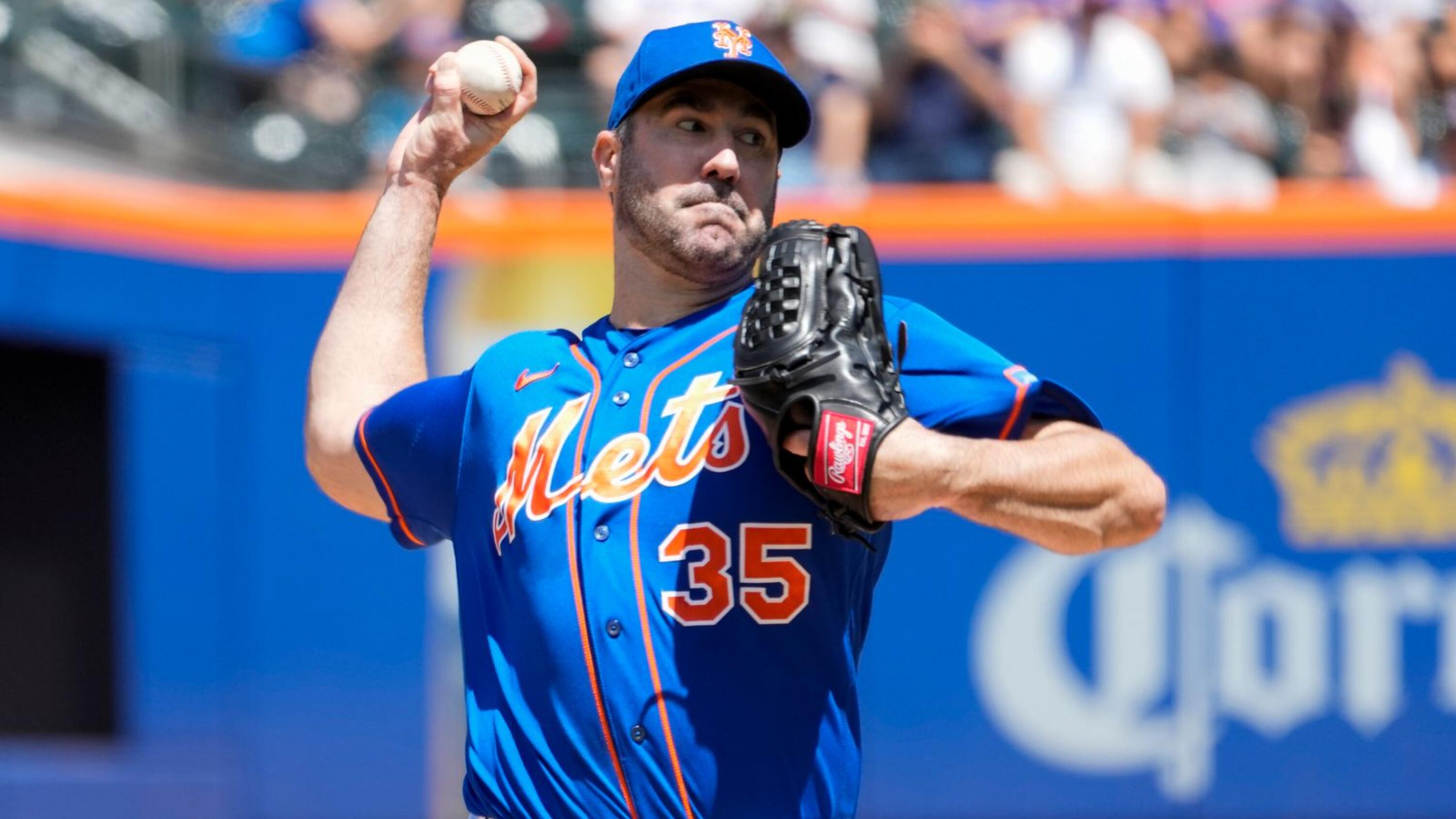Scherzer throws 8 innings and Lindor has 5 RBIs as the Mets rout