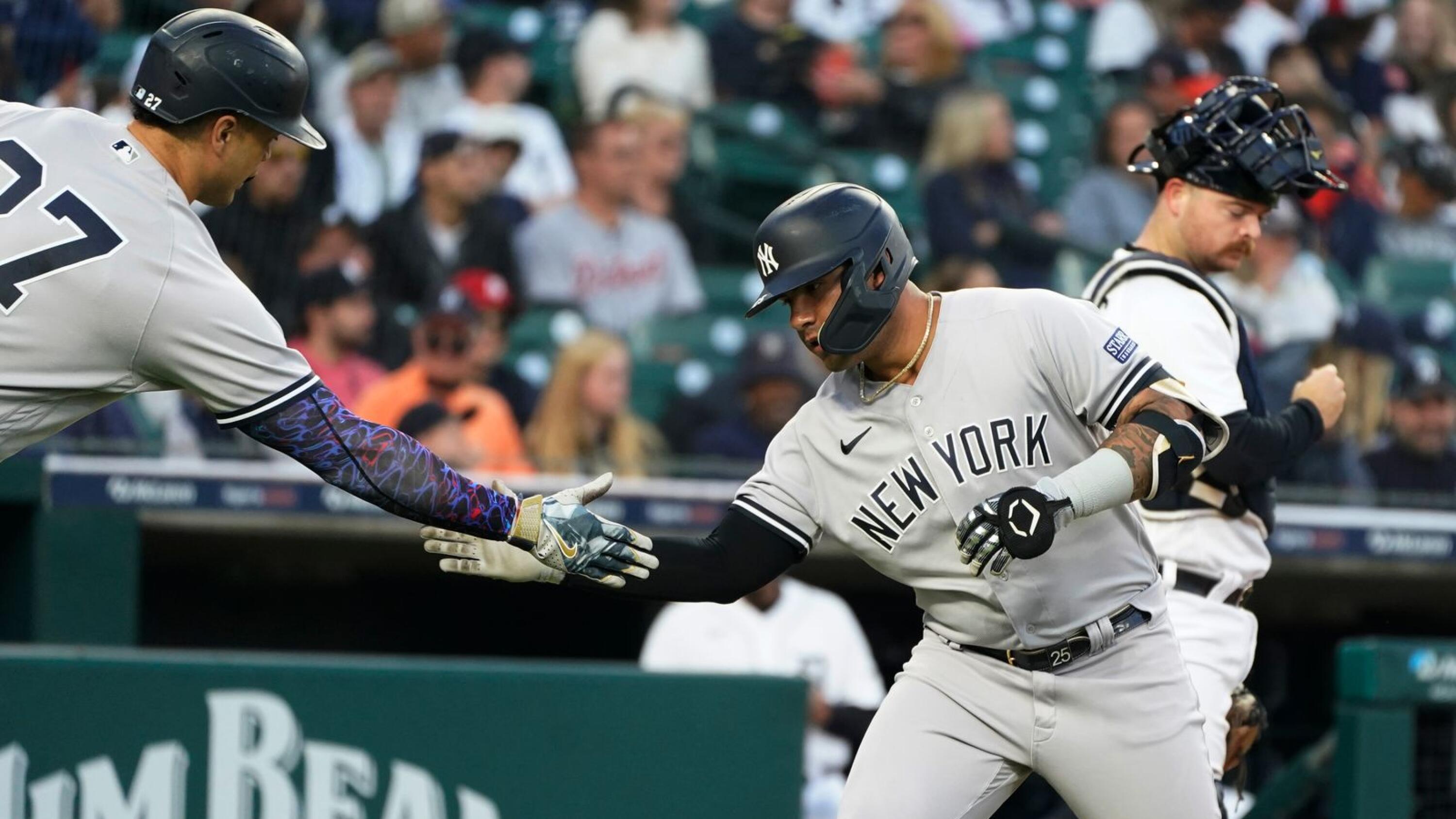 Yankees end 10-series winless streak, beat Tigers 6-2 behind Cole
