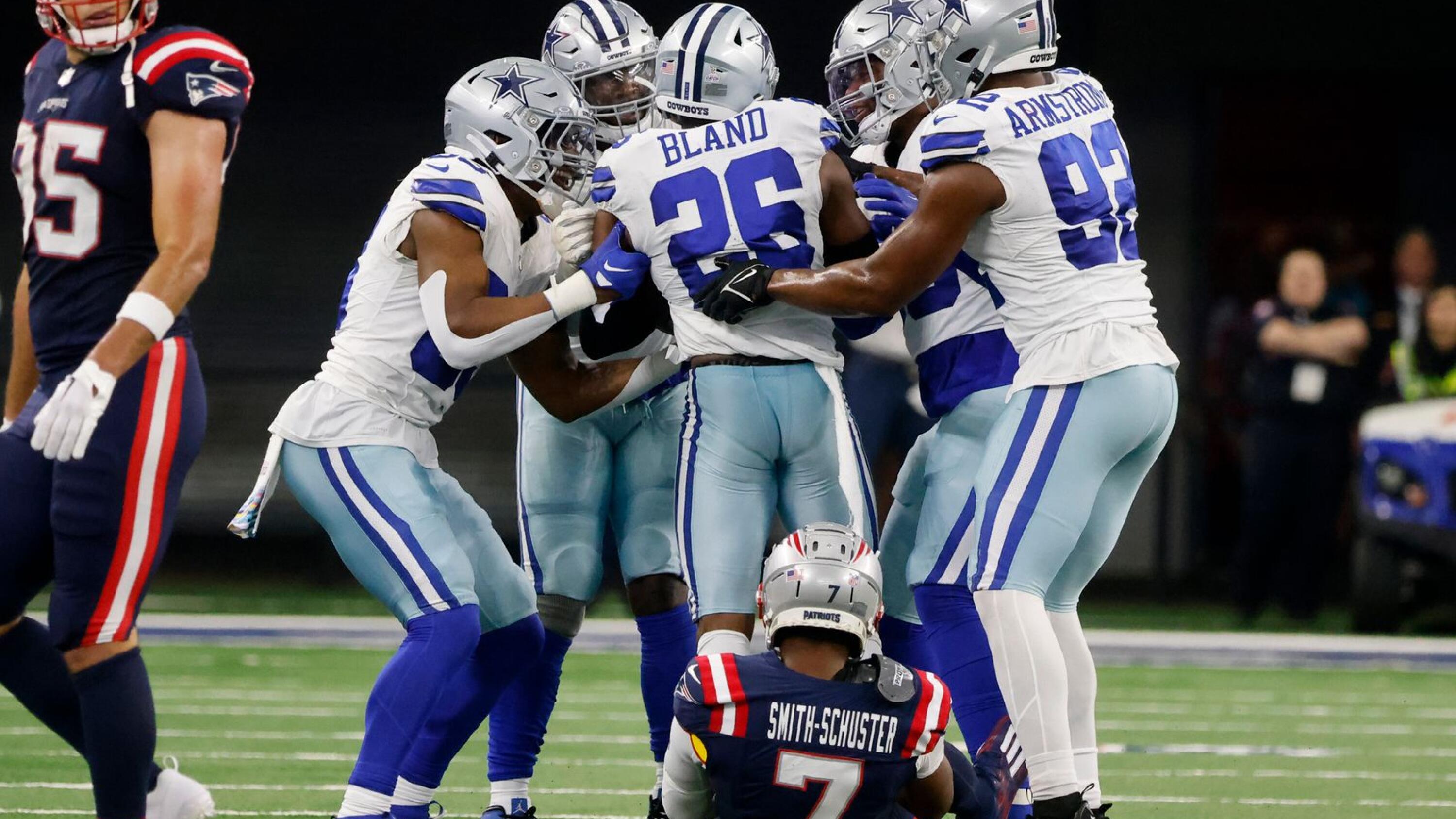Cowboys score twice on defense in 38-3 blowout of Patriots, who bench Mac  Jones