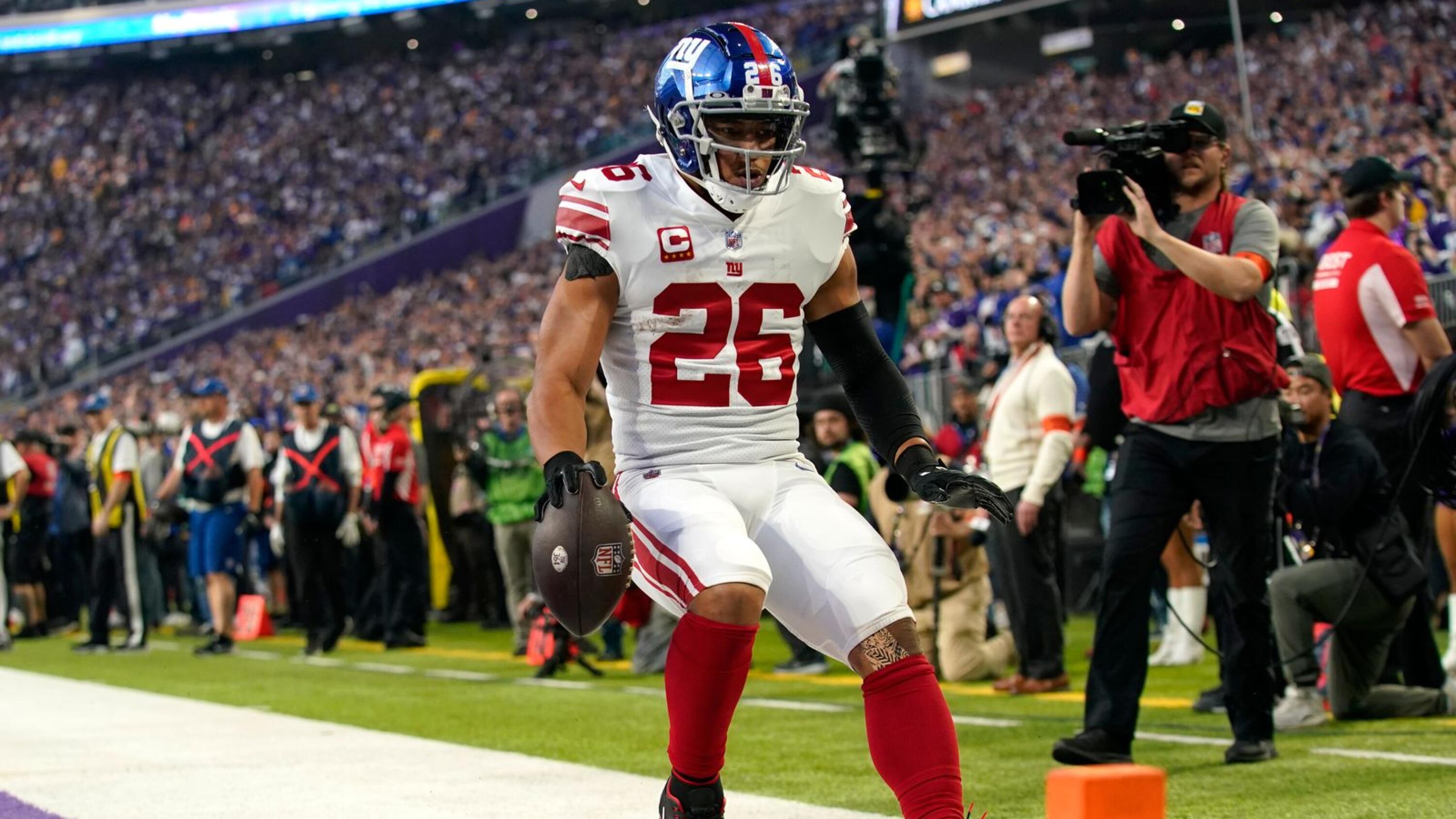 Saquon Barkley injury update: Will Giants RB play in Week 3 TNF vs. 49ers?  - DraftKings Network