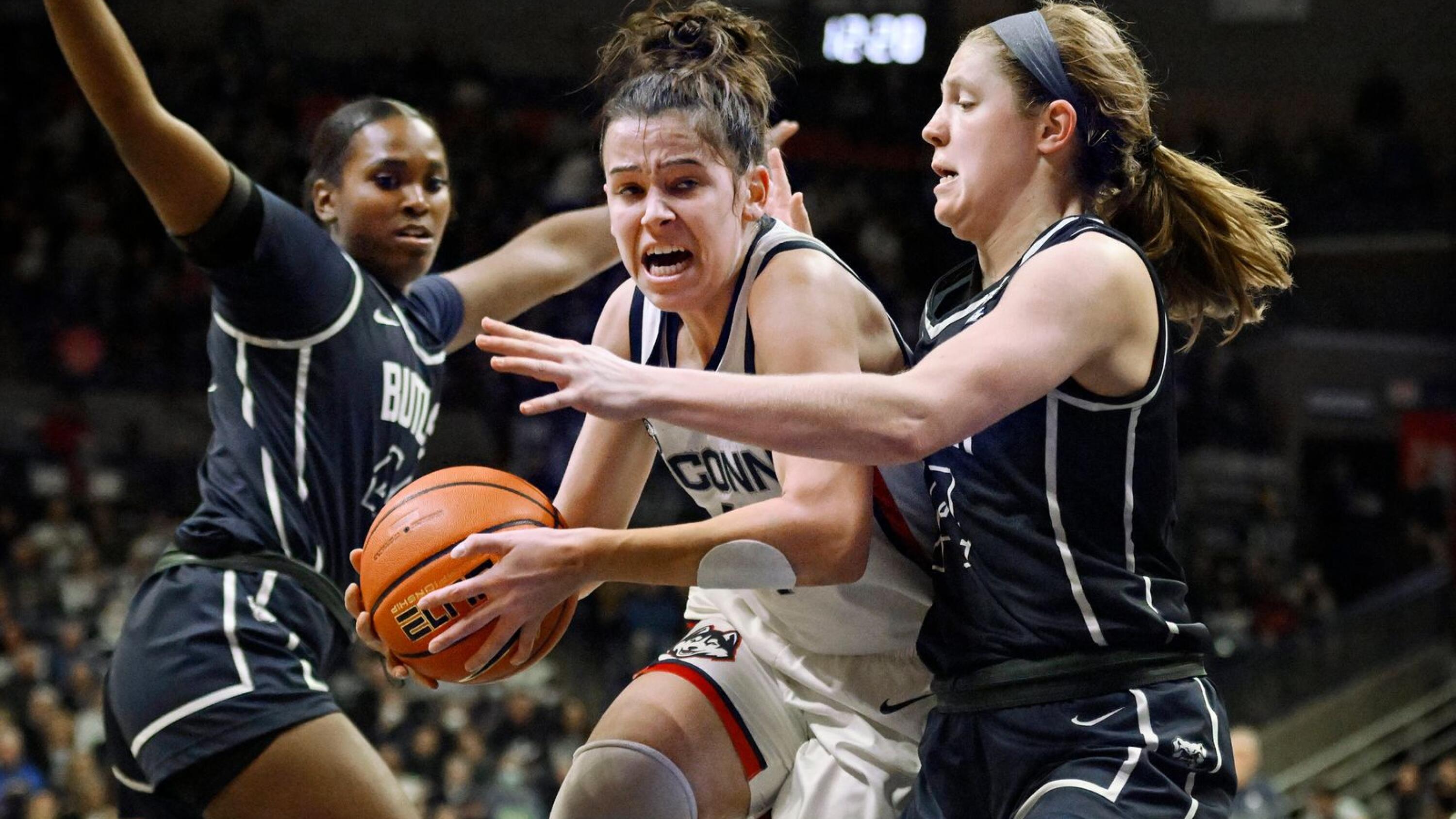 UConn Women's Basketball eases their way past Butler, 79-39 