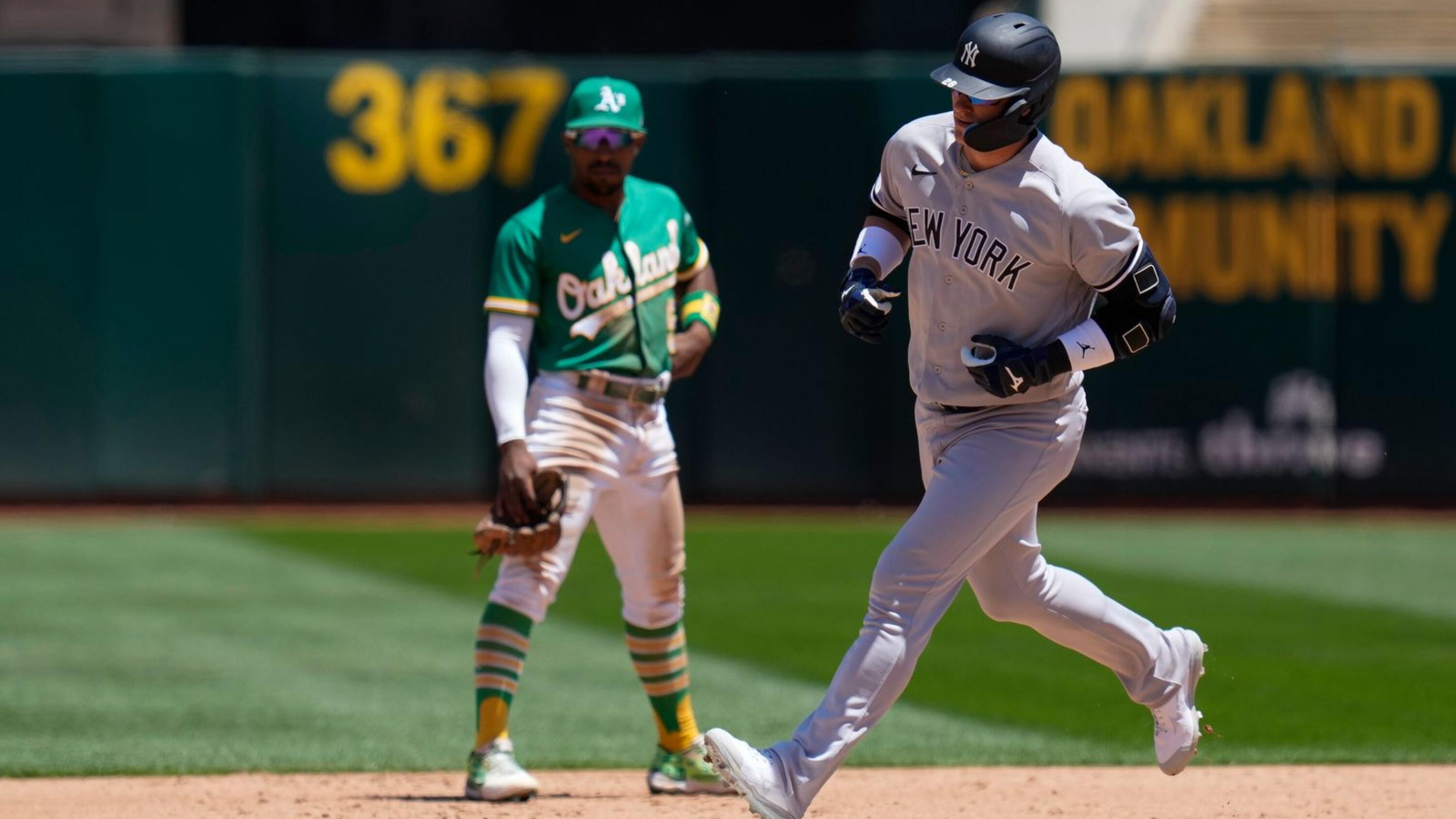 Donaldson, Kiner-Falefa lead Yankees over A's 10-4 as New York wins 2 of 3  in the series