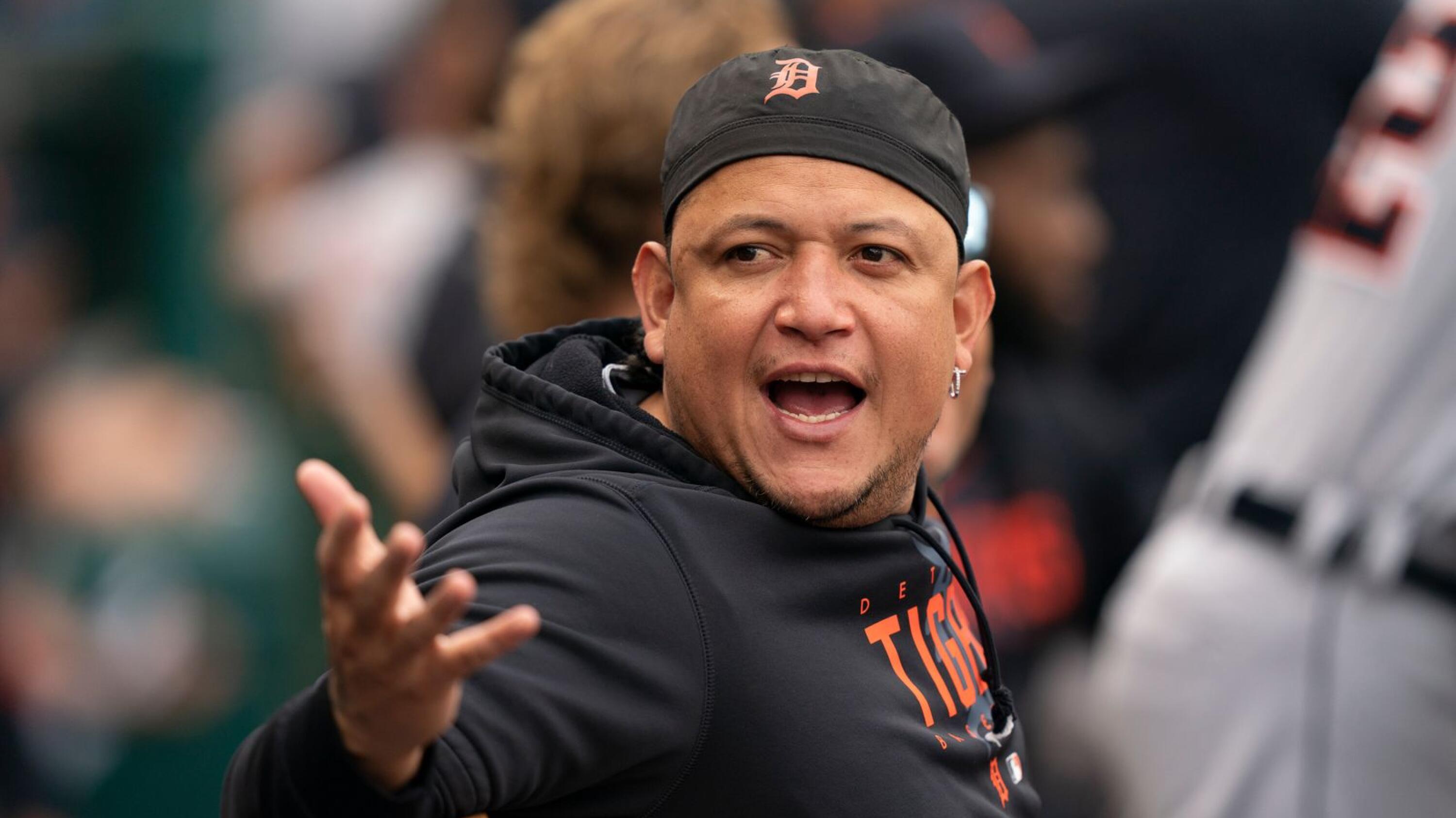 Miguel Cabrera Had Such a Special Moment With His Parents Before His Final  MLB Game
