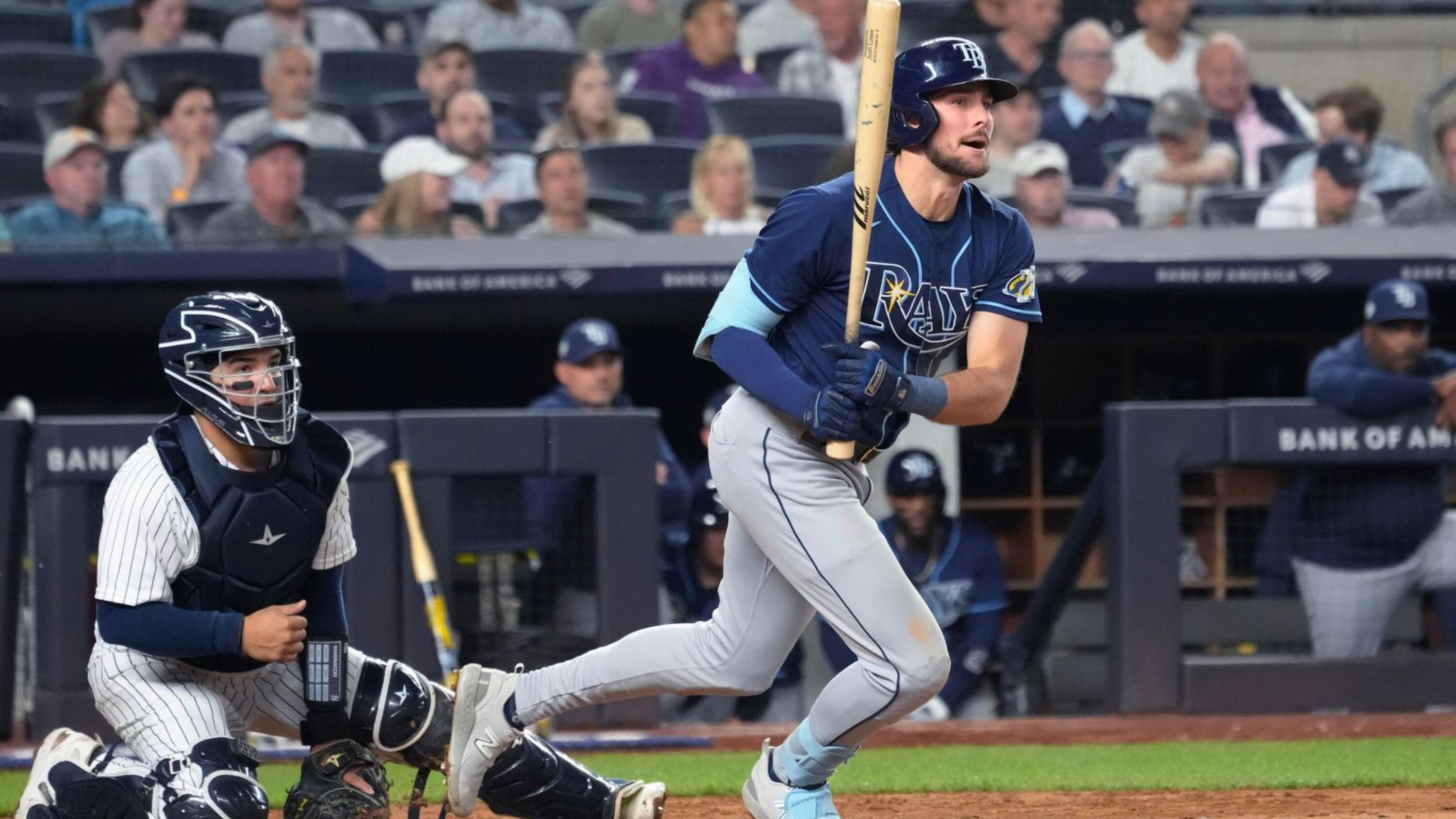 Rays improve to 30-9 after beating Yankees 8-2 behind Lowe's 5 RBIs