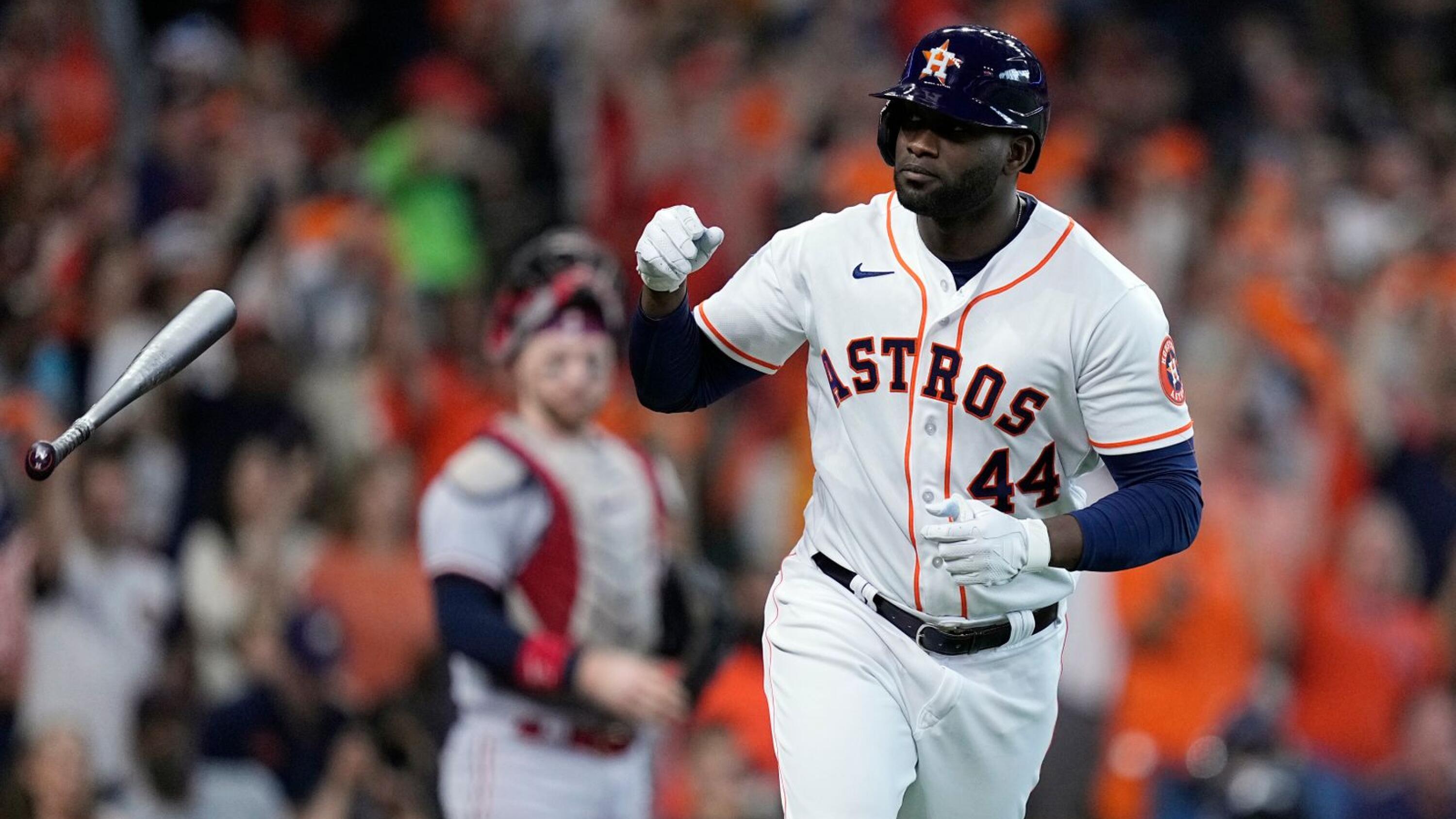 Altuve and Javier lead Astros to 8-5 win at Rangers as Houston closes to  2-1 in ALCS