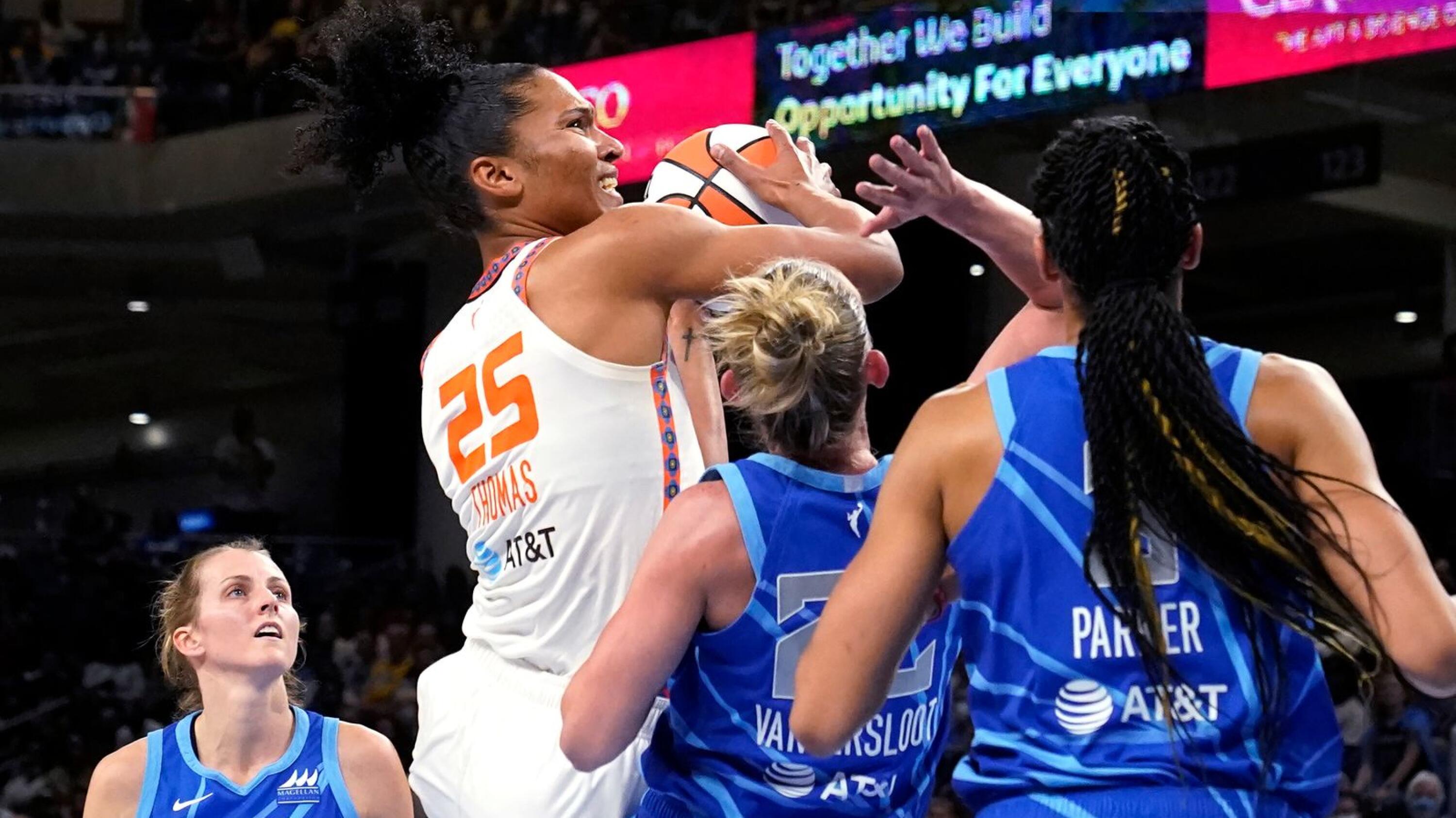 The WNBA still needs Candace Parker - Chicago Sun-Times
