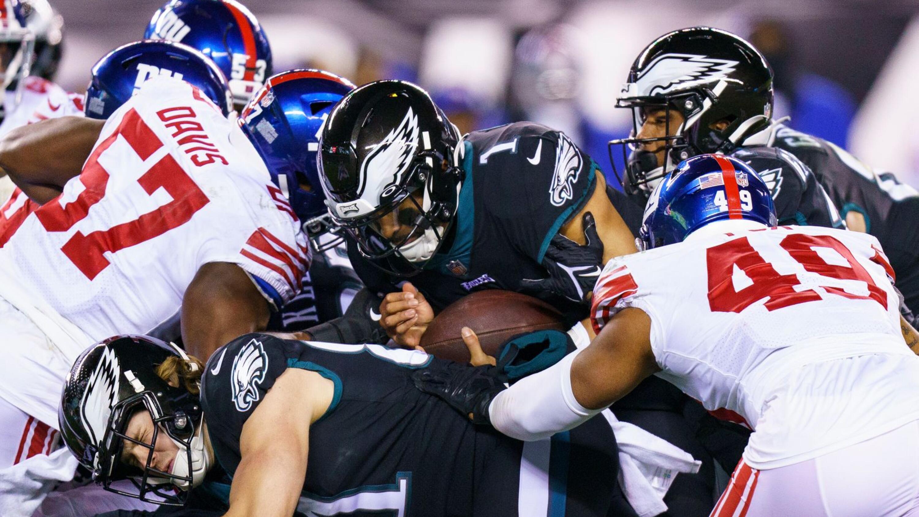 Eagles' Super Bowl aspirations start against Giants in Philly