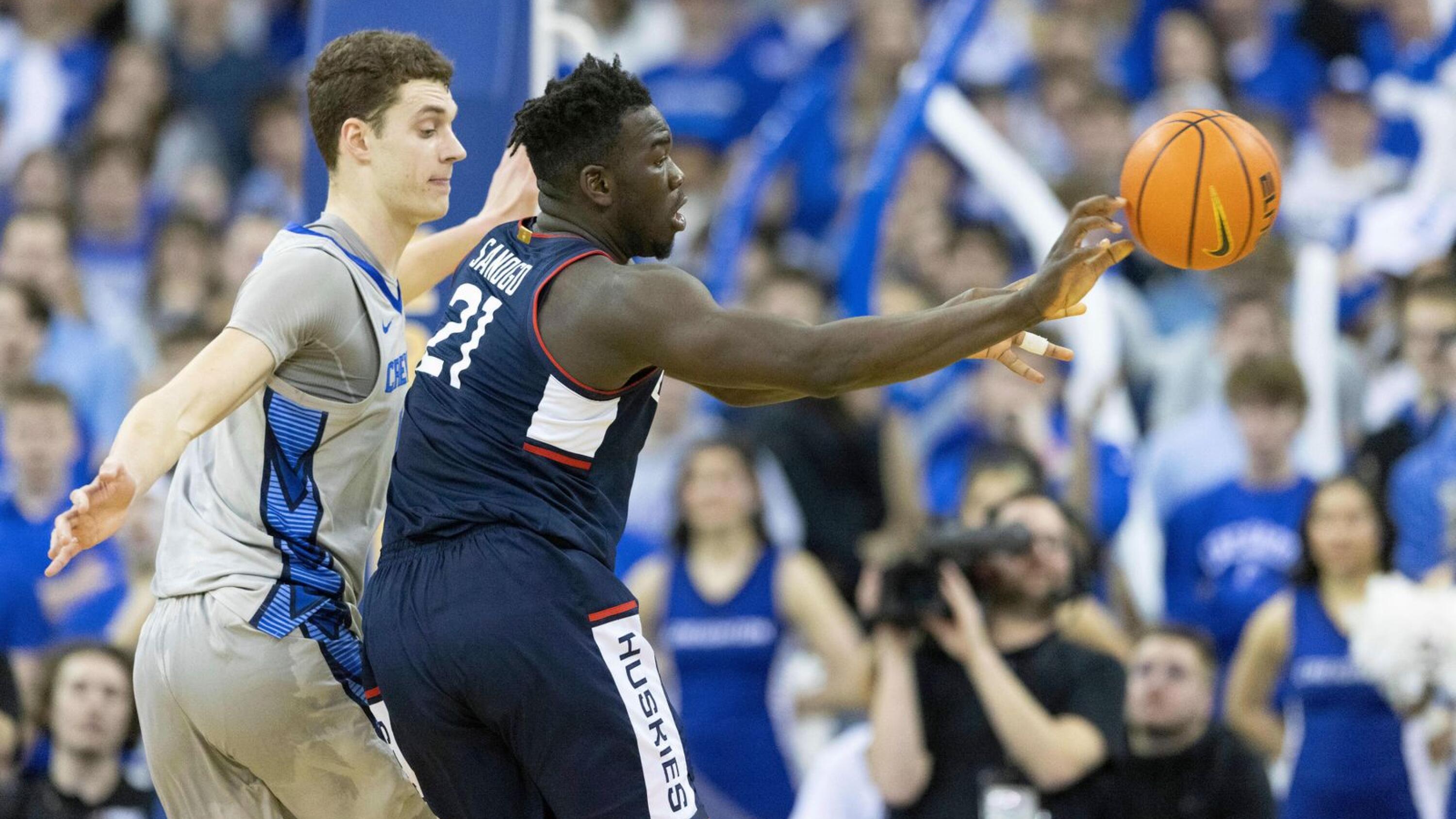 UConn men looking to build momentum in stretch run, starting