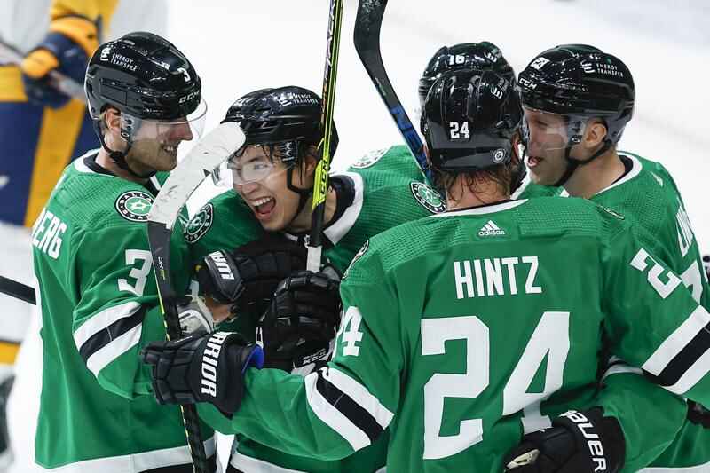 Roope Hintz-led Stars defeat Kraken to take 3-2 series lead - The