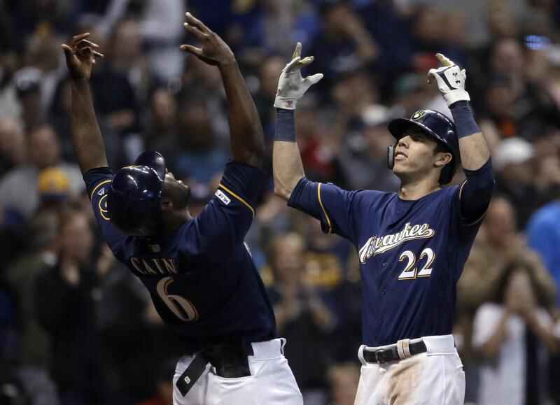 Brewers' Christian Yelich hits 'the luckiest home run in baseball
