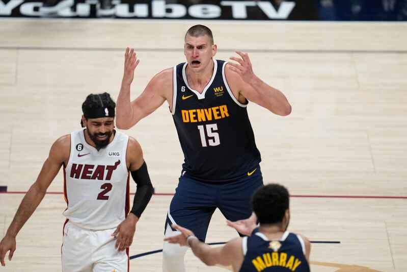 Heat roar back in 4th quarter, beat Nuggets 111-108 in Game 2 of NBA Finals