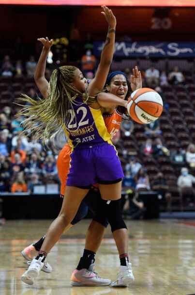 WNBA: Connecticut Sun topple Indiana Fever behind Brionna Jones