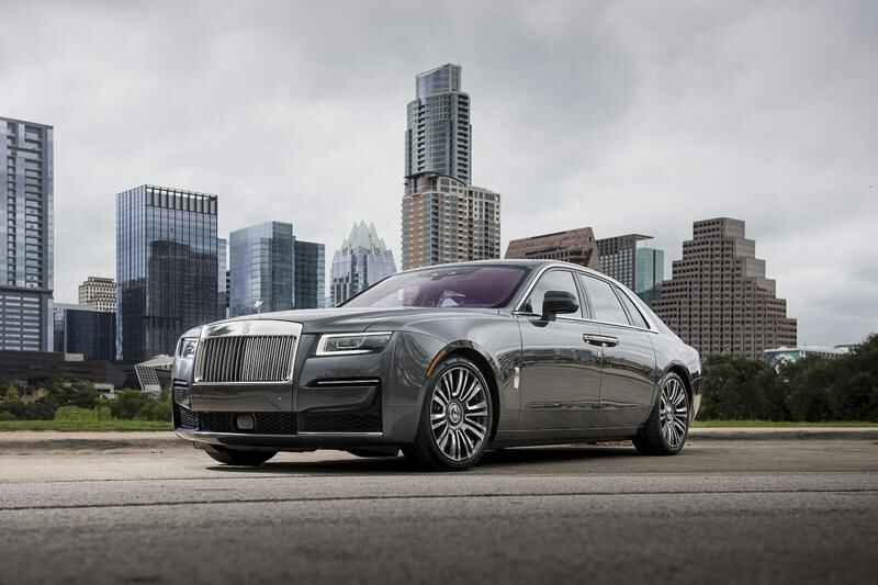 Rolls-Royce claims its new entry-level 2021 Ghost sedan is 'post opulence'  - The Globe and Mail