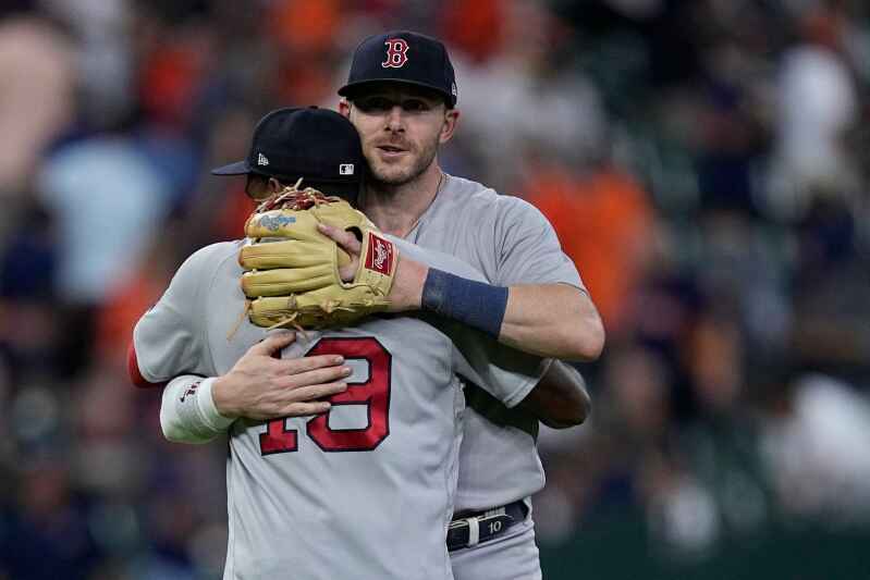 Adam Duvall hits 3-run homer in the 10th in the Red Sox's 7-5 victory over  the Astros - Newsday