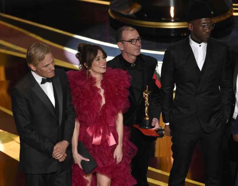 Regina King dedicates 1st Oscar win to James Baldwin - Good Morning America