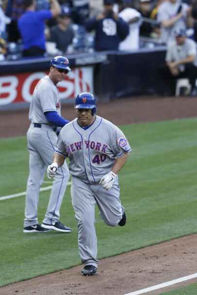 Colon hits first career homer in Mets' 6-3 win over Padres