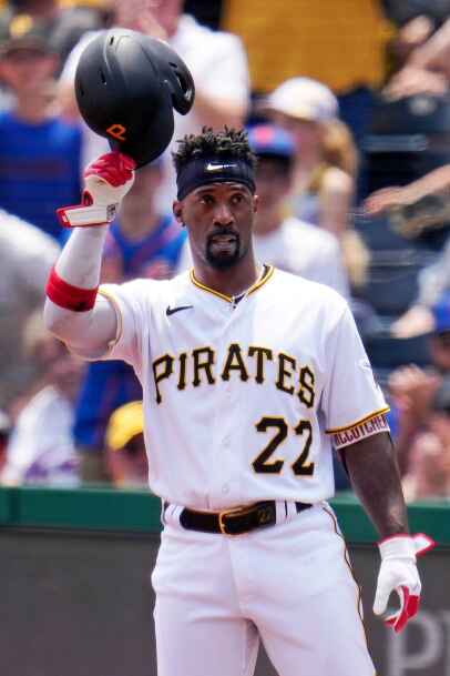 Andrew McCutchen is Married to his Girlfriend; Know more about his Family  Life and Children