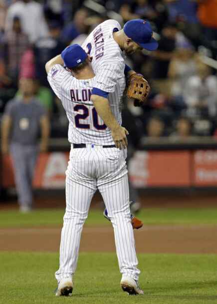 Pete Alonso hits 53rd home run of season to break Aaron Judge's rookie  record, New York Mets
