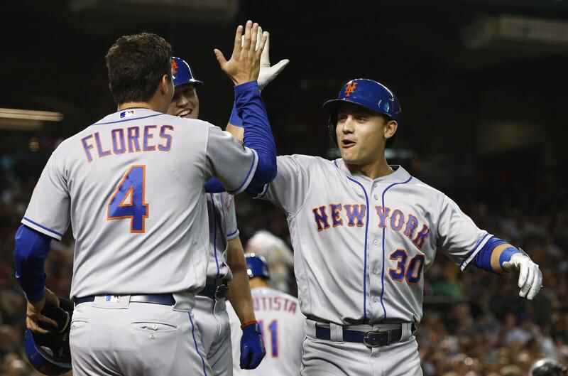 Wilmer Flores hits second career walk-off home run as Mets beat