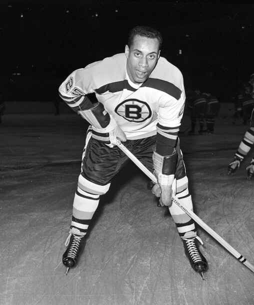 Willie O'Ree's number retired by Boston Bruins