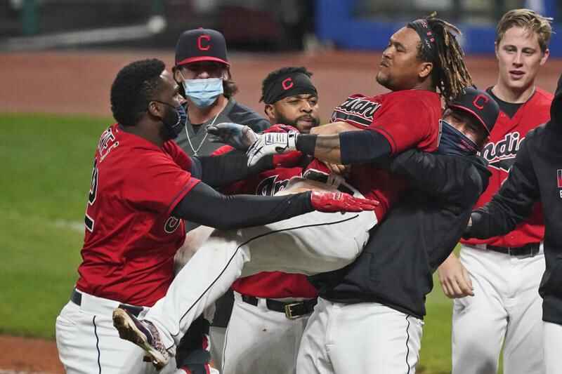 Indians Defeat Sloppy Cubs to Take a 3-1 World Series Lead - The