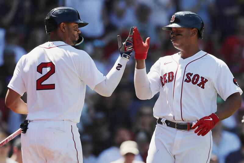 Red Sox hit season-high 5 HRs, beat Orioles 12-2