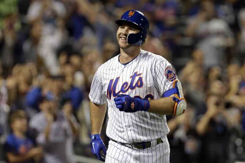 Pete Alonso Drills Home Run to Dead Center 