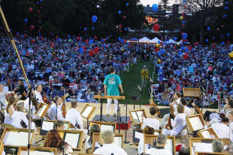 The Chorus of Westerly celebrates with Summer Pops