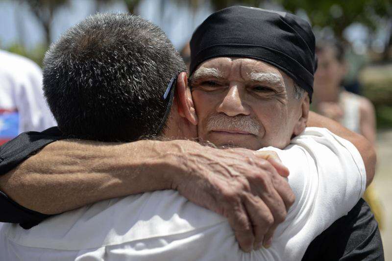 Puerto Rico Militant Leader Emerges From 36 Years In Custody