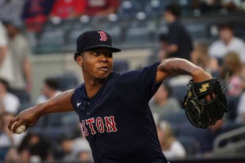 Red Sox beat Yankees in 10th inning: Enrique Hernández drives in winning run  as Boston takes the series 