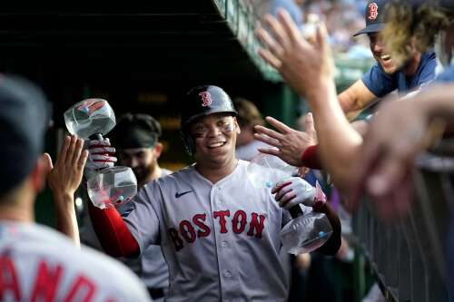 Devers, Turner lead Boston's HR derby; Red Sox top Cubs 8-3 for 6th  straight win MLB - Bally Sports