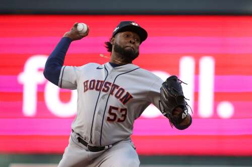 Astros over the Twins 9-1 in Game 3