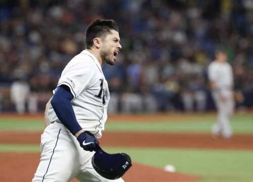 Rays Defeat the Yankees With 3 Homers From Travis d'Arnaud - The