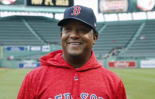 Ex-Mets pitcher Pedro Martinez to get number retired by Boston Red Sox 