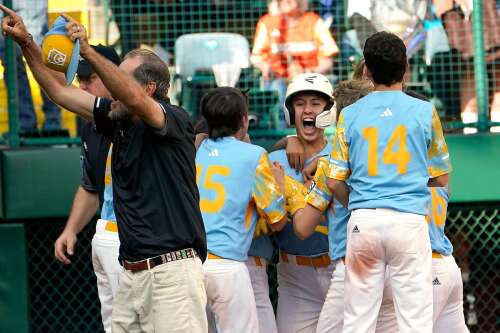 El Segundo team wins Little League World Series 6-5 over Curacao on  walk-off homer – NBC Los Angeles