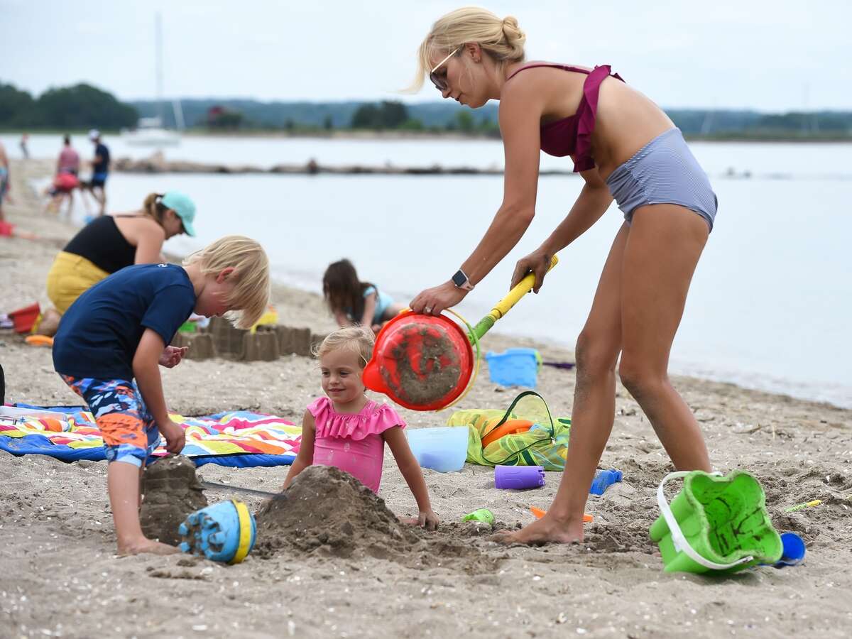 Guilford Parks & Rec Holds PopUp Sand Castle Competition