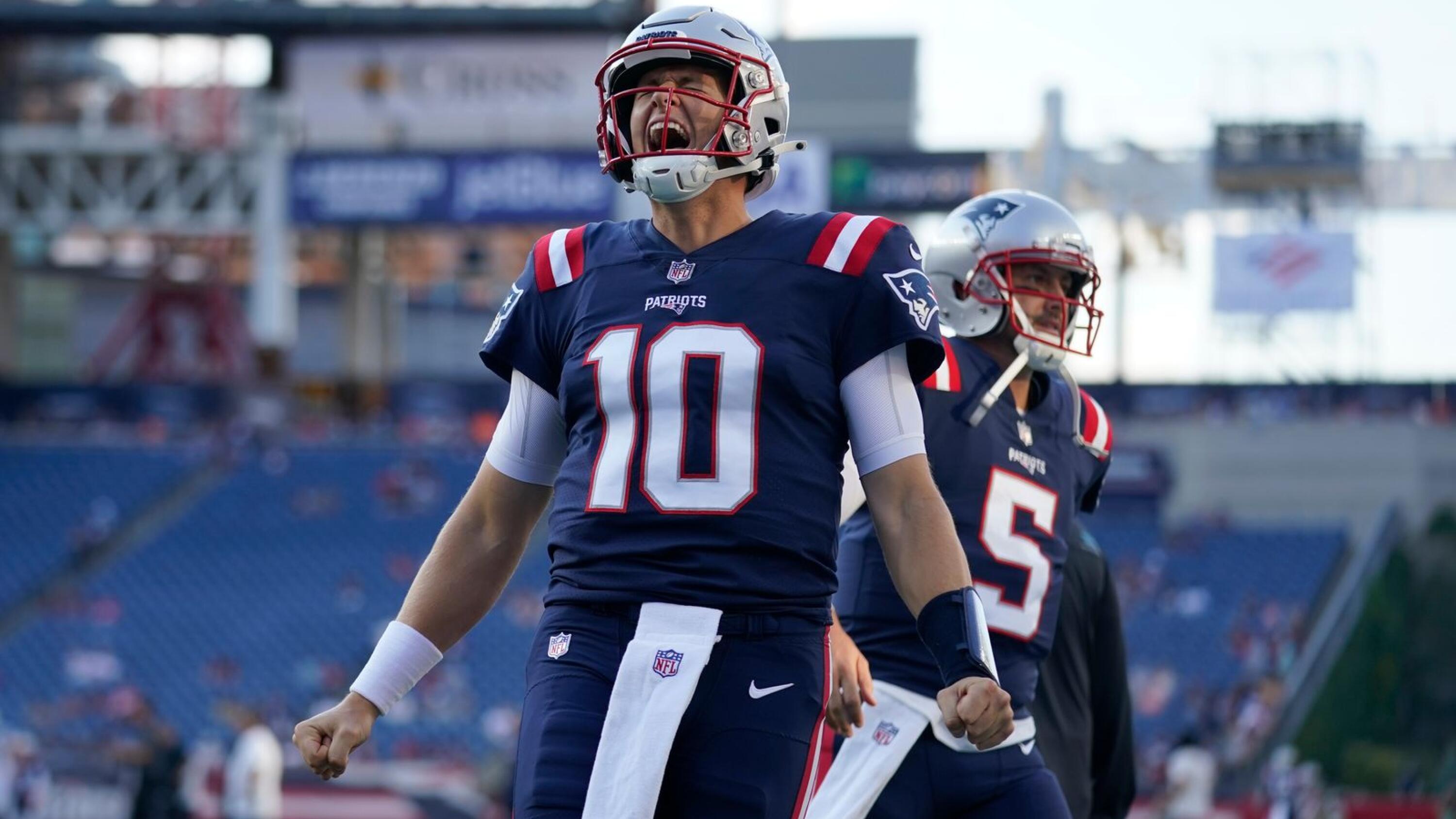 How much can the Patriots ask of Mac Jones in 2022?