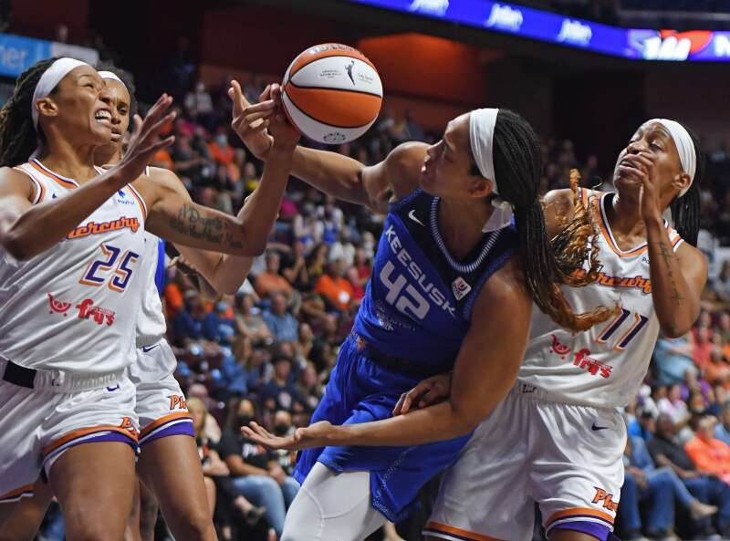 Sun roll past Mercury 87-63 in WNBA action