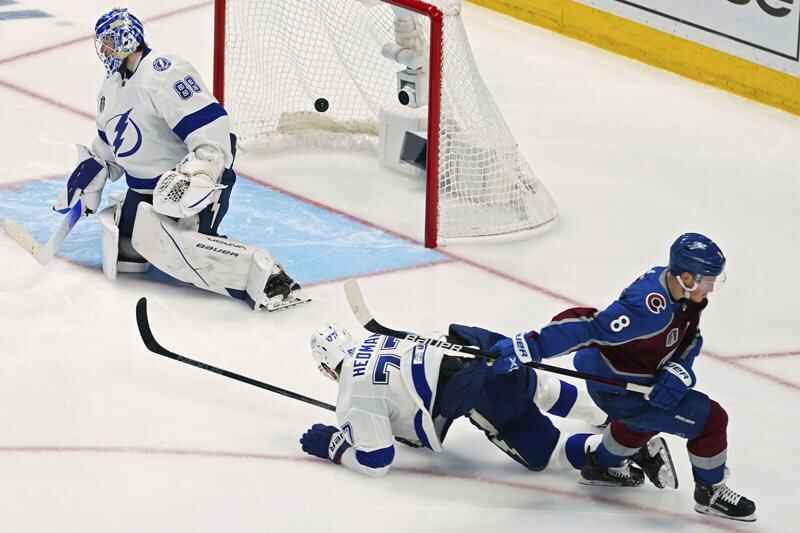 Avalanche rout Lightning to take 2-0 lead in Stanley Cup Final – Orange  County Register