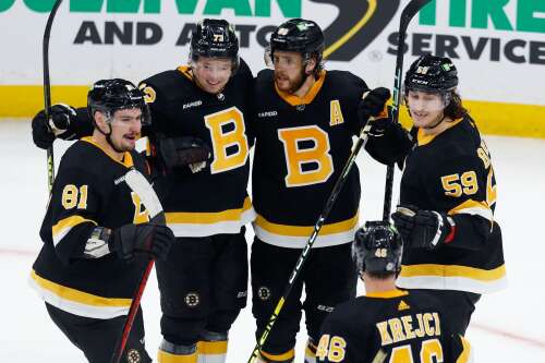 Bruins 2, Flames 0: Chara strikes twice in Boston victory